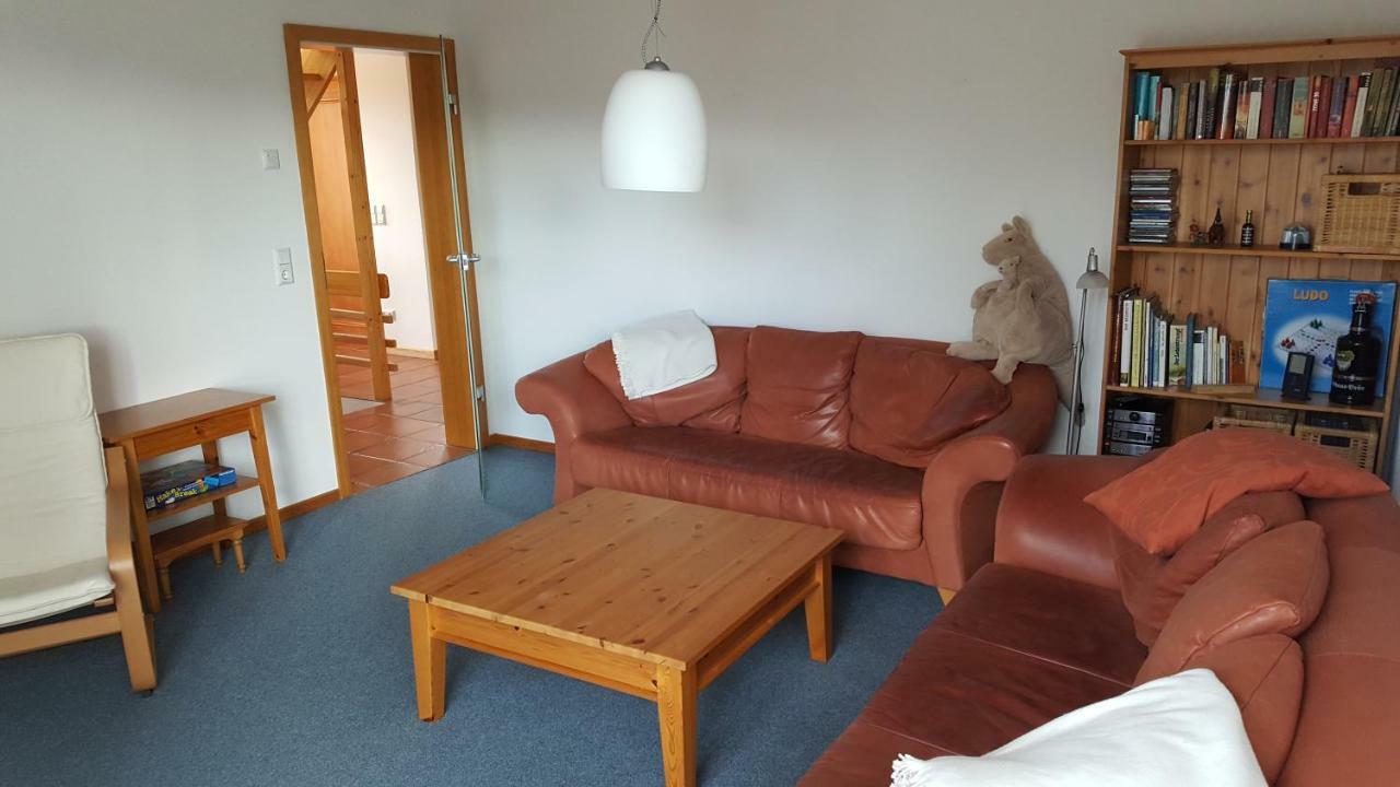 Ferienhaus Am Loeffelberghuettchen Giessubel Exterior foto
