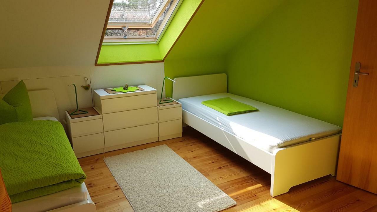 Ferienhaus Am Loeffelberghuettchen Giessubel Exterior foto